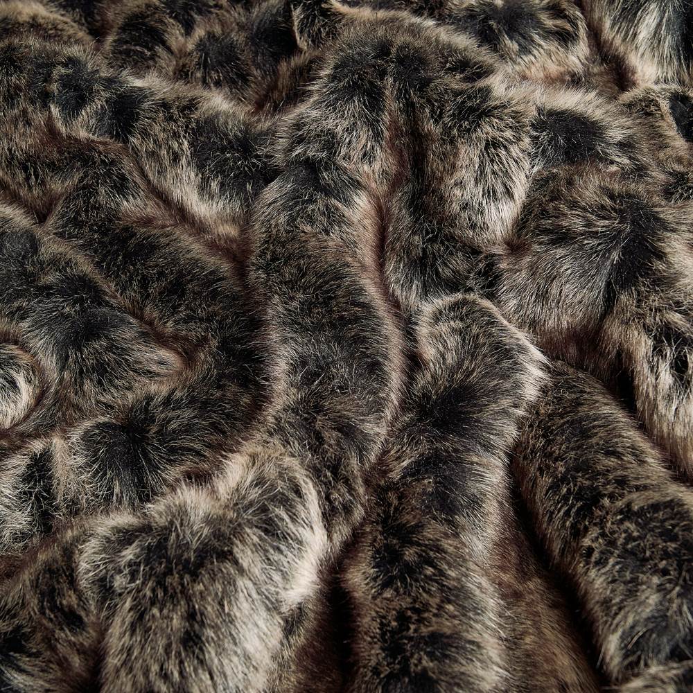 Taiga Wolf - Kudottu turkki (musta/beige/taupe) per 10 cm