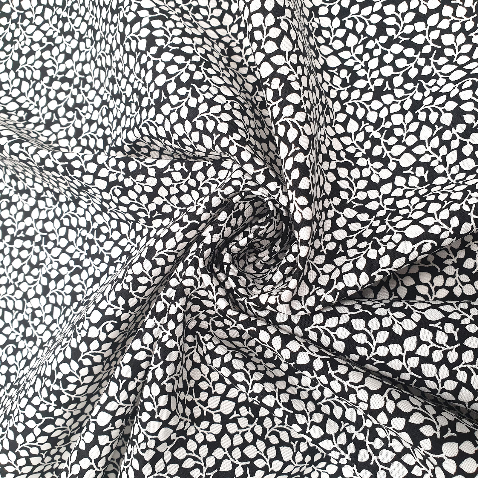 Puuvillakangas Leafy Branch – Mustavalkoinen